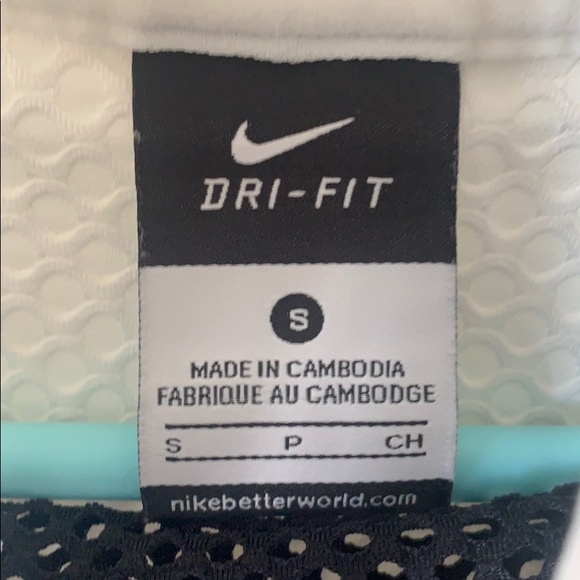 Women’s Small Nike Track Jacket - Picture 3 of 5